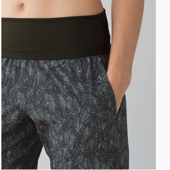 {LuLu🍋} Om Pants - Picture 5 of 8